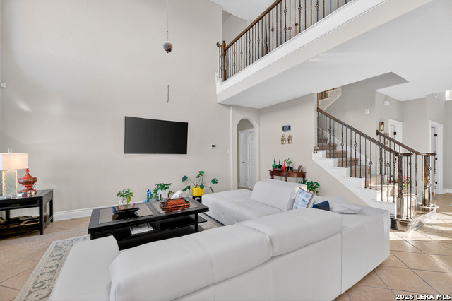 Image 13 of 38 For 18006 Maui Sands