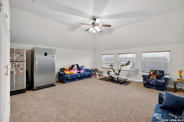 Image 27 of 38 For 18006 Maui Sands