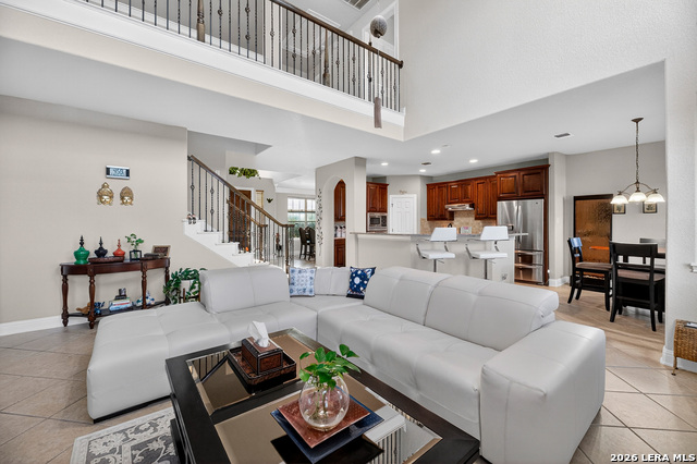 Image 4 of 38 For 18006 Maui Sands