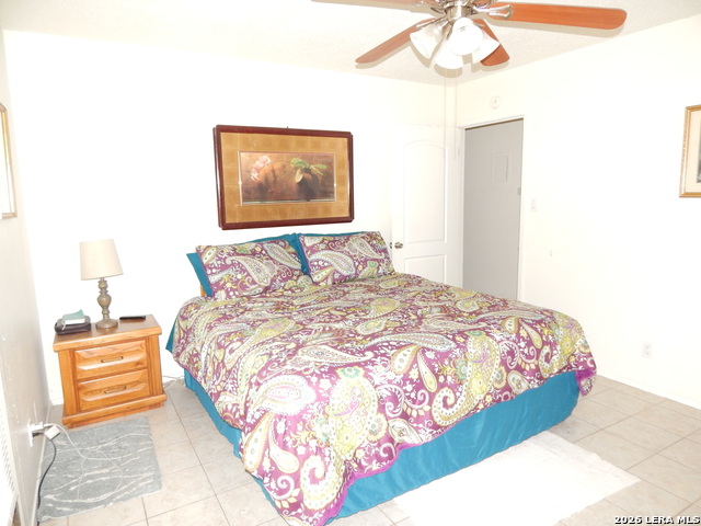 Image 5 of 16 For 923 Eikel  