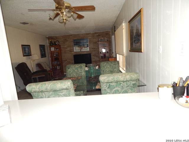 Image 9 of 16 For 923 Eikel  