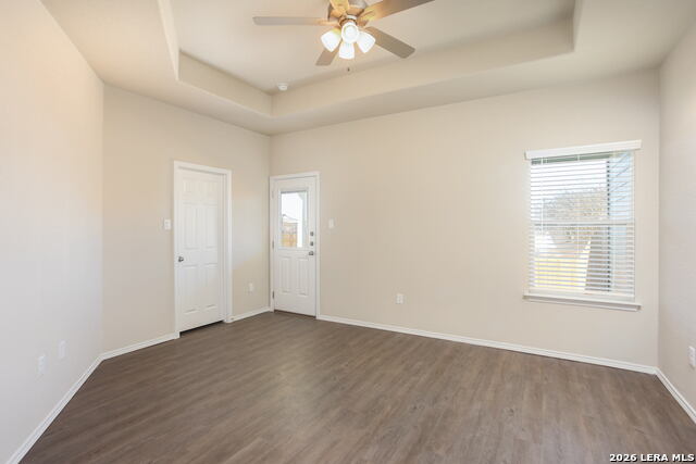 Image 11 of 26 For 636 Heathers Way