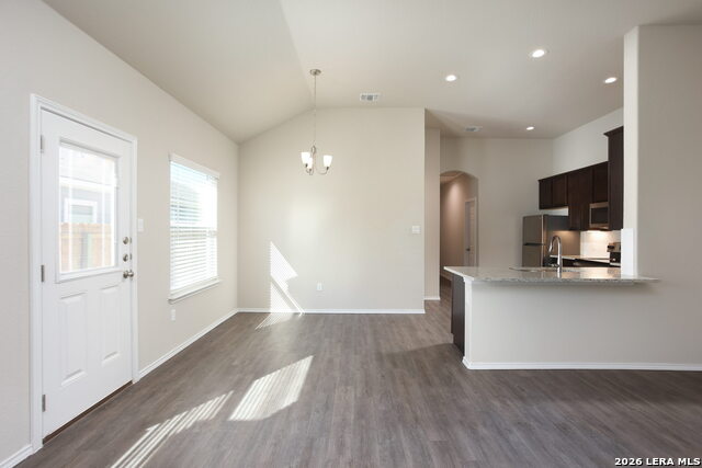 Image 5 of 26 For 636 Heathers Way