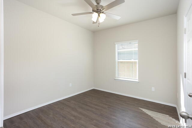 Image 9 of 26 For 636 Heathers Way