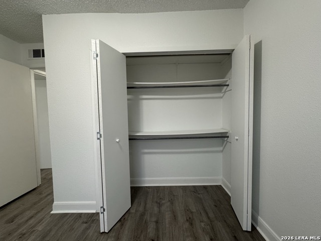 Image 28 of 45 For 6631 Spring Hurst