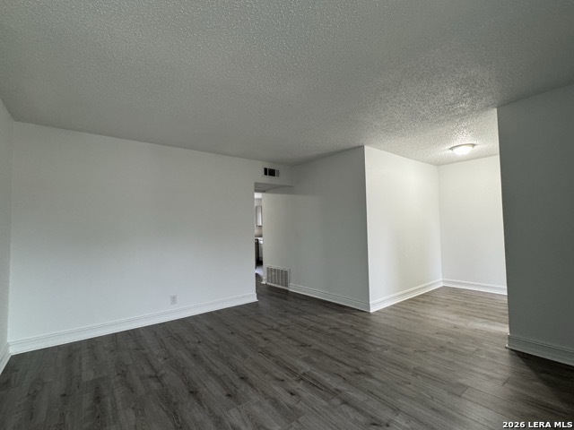 Image 5 of 45 For 6631 Spring Hurst