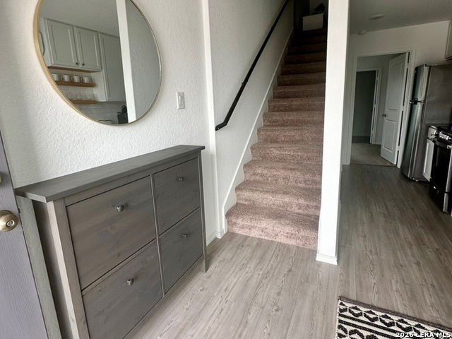 Image 5 of 20 For 7021 Elm Cv  