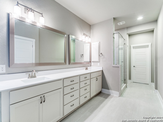 Image 18 of 26 For 206 Ridgecrest Dr #6