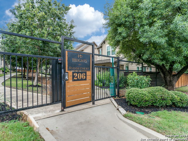 Image 2 of 26 For 206 Ridgecrest Dr #6