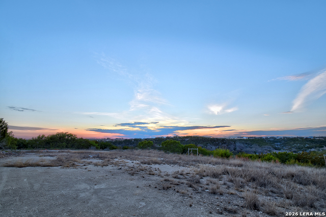 Listing photo id 28 for 1045 Shapen Springs S