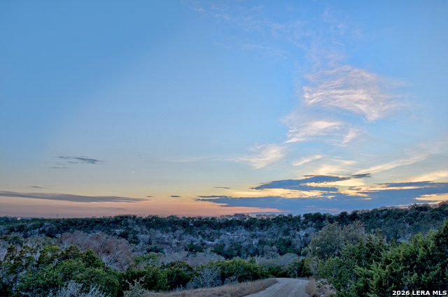 Listing photo id 29 for 1045 Shapen Springs S