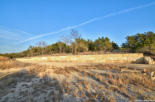 Listing photo id 7 for 1045 Shapen Springs S