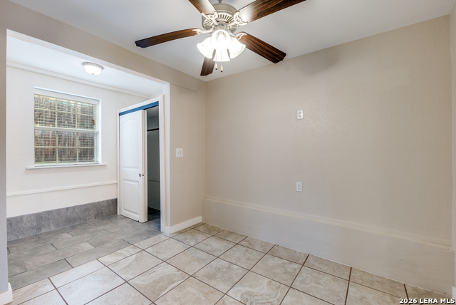 Image 6 of 12 For 346 Leming Dr. Apt A  A