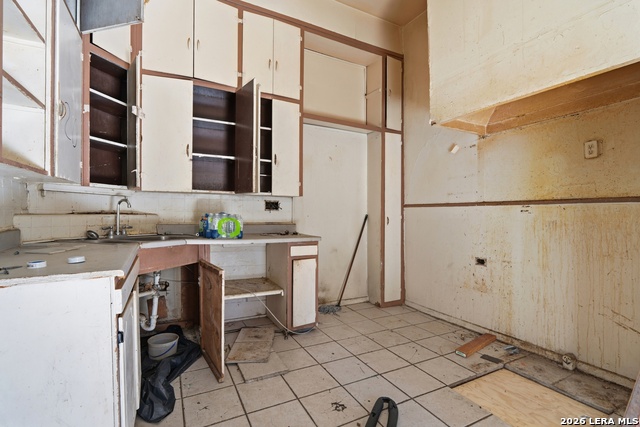 Image 17 of 31 For 1802 Cincinnati