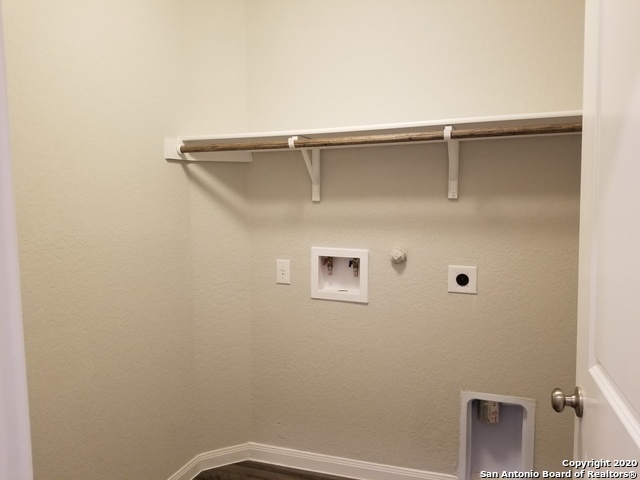 Image 15 of 25 For 210 Holland Park