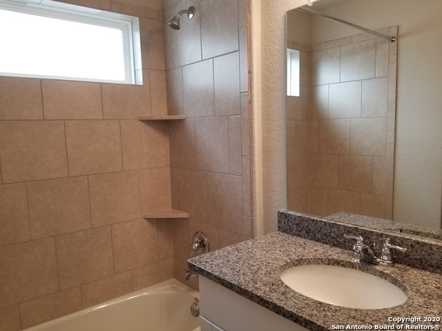 Image 7 of 25 For 210 Holland Park