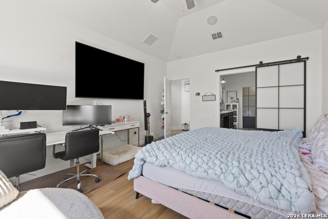 Image 25 of 34 For 13810 Silas Crk