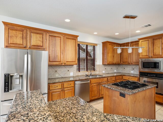 Image 13 of 55 For 18619 Rogers Place