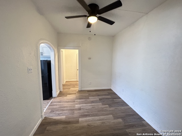 Image 2 of 5 For 1625 Mccullough Ave  7