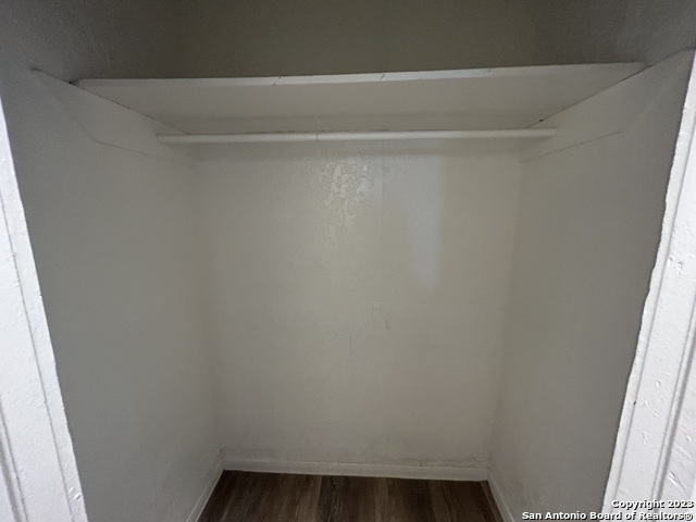 Image 4 of 5 For 1625 Mccullough Ave  7