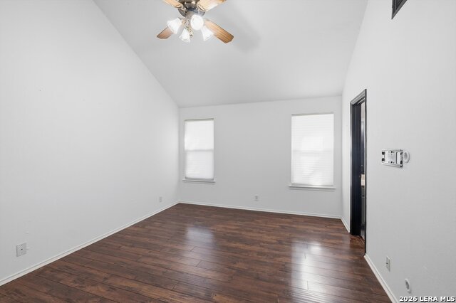 Listing photo id 12 for 7326 Sunscape