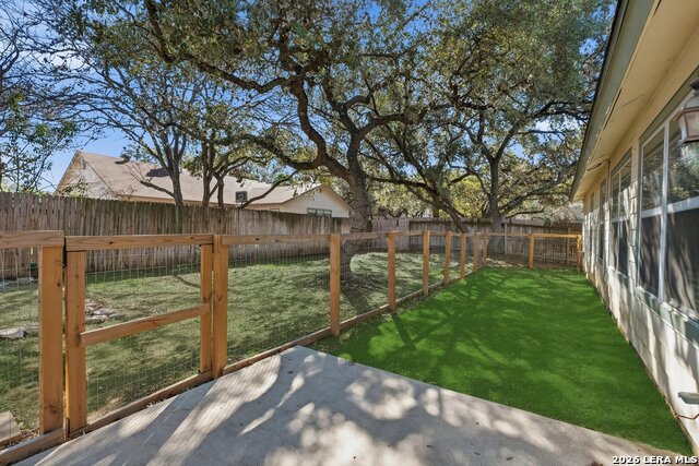 Listing photo id 17 for 7326 Sunscape