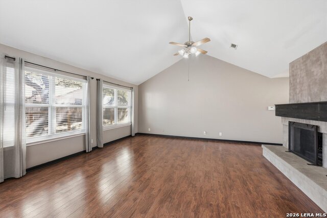 Listing photo id 3 for 7326 Sunscape