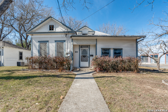 Details for 910 Cross  , New Braunfels, TX 78130