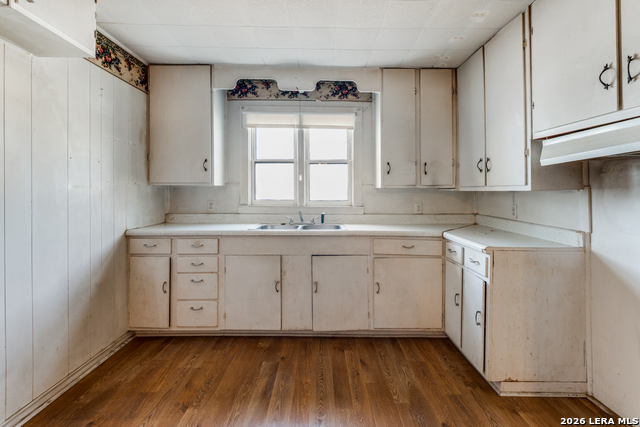 Image 15 of 24 For 910 Cross  