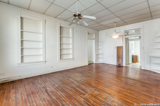 Image 16 of 24 For 910 Cross  