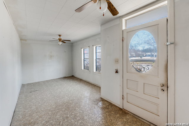 Image 9 of 24 For 910 Cross  