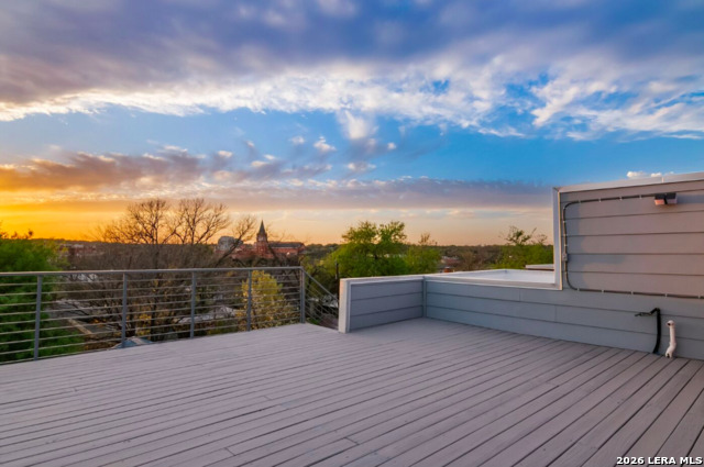 Image 10 of 11 For 159 Davis Ct #102  102