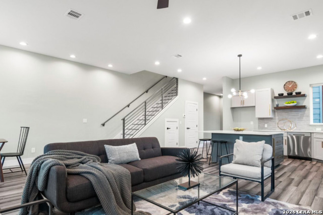 Image 2 of 11 For 159 Davis Ct #102  102