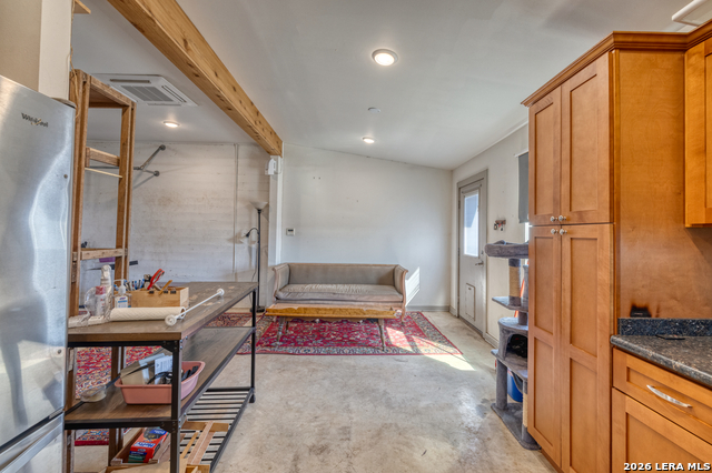 Listing photo id 16 for 500 Pr 3300 Fm 1049n