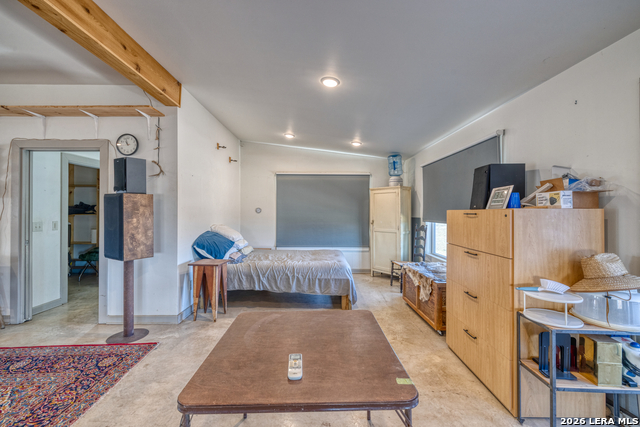 Listing photo id 17 for 500 Pr 3300 Fm 1049n