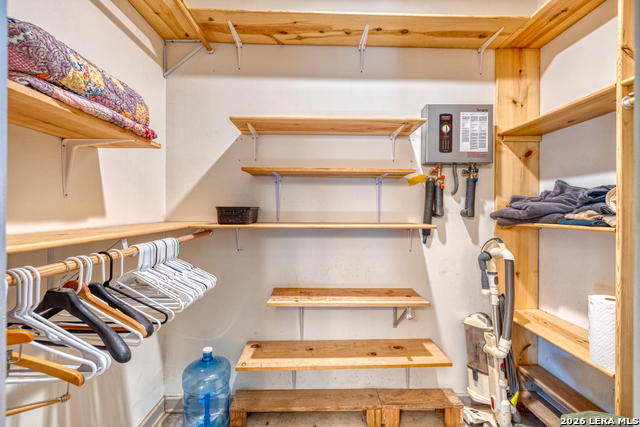 Listing photo id 19 for 500 Pr 3300 Fm 1049n