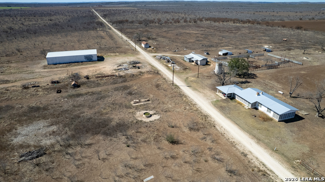 Listing photo id 26 for 500 Pr 3300 Fm 1049n