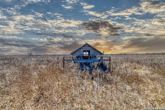 Listing photo id 29 for 500 Pr 3300 Fm 1049n