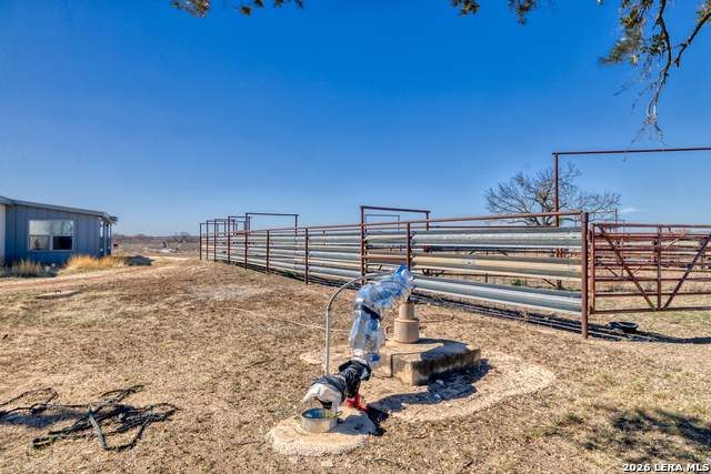 Listing photo id 32 for 500 Pr 3300 Fm 1049n