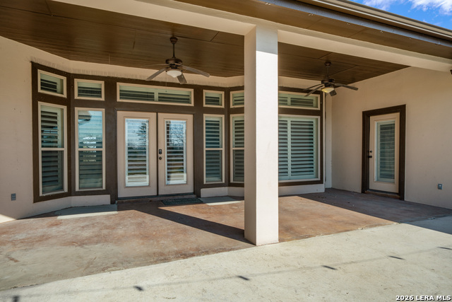 Listing photo id 28 for 7033 Robin Hood Way