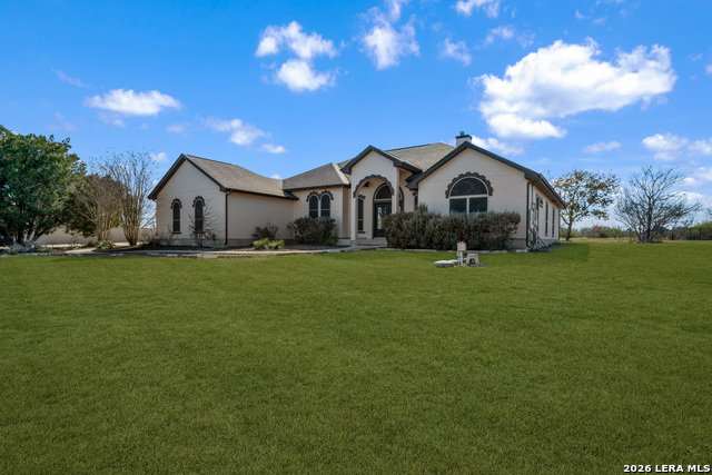 Listing photo id 3 for 7033 Robin Hood Way