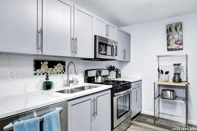 Image 22 of 48 For 425 Parland  