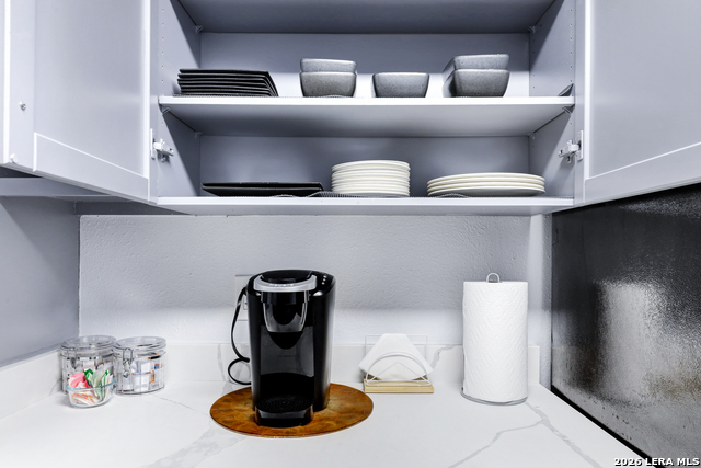 Image 25 of 48 For 425 Parland  