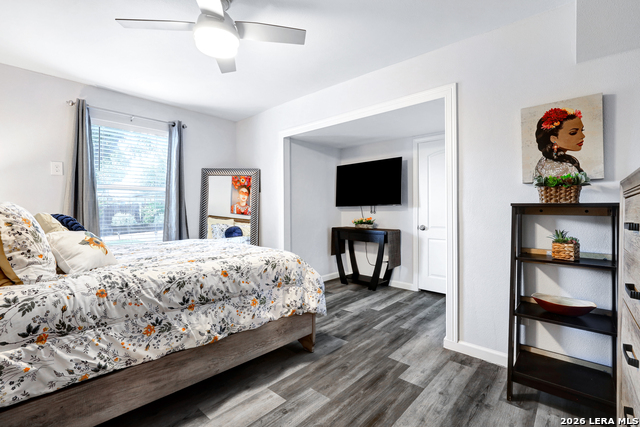 Image 37 of 48 For 425 Parland  