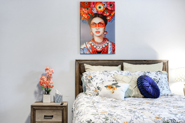 Image 38 of 48 For 425 Parland  