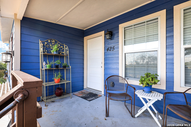 Image 42 of 48 For 425 Parland  