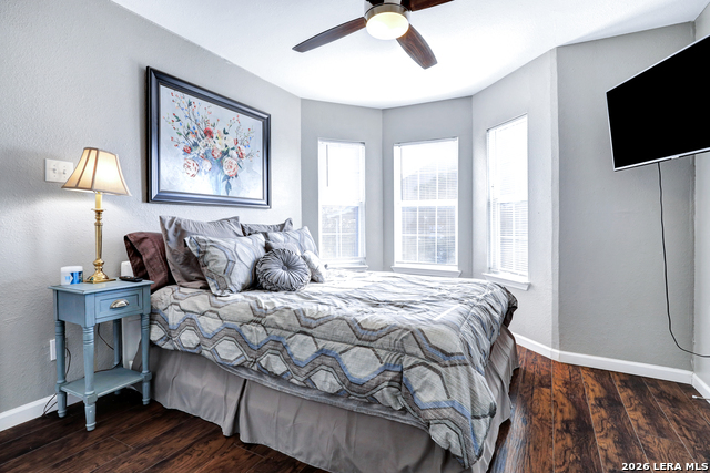 Image 46 of 48 For 425 Parland  