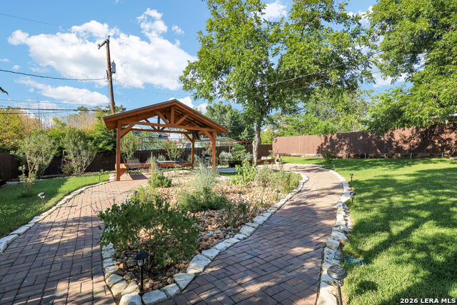 Image 6 of 48 For 425 Parland  