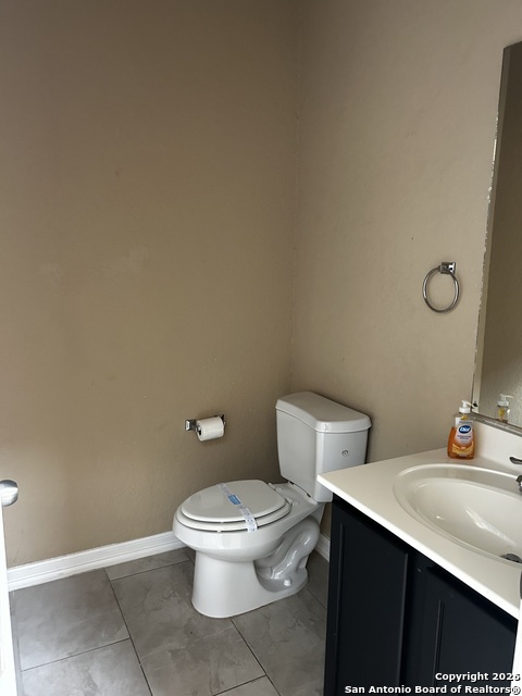 Image 5 of 17 For 12307 Abbey  