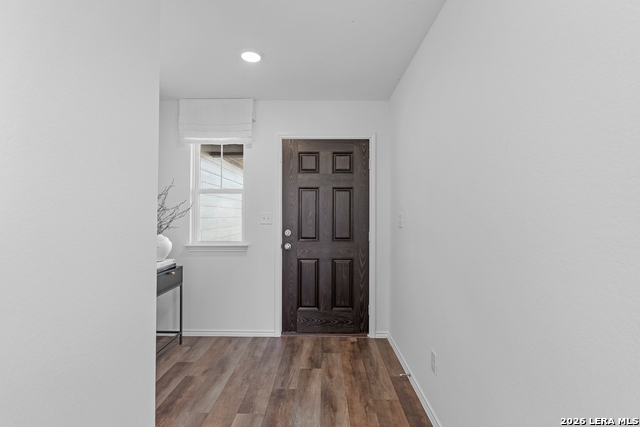 Image 2 of 25 For 5155 Bay Breeze